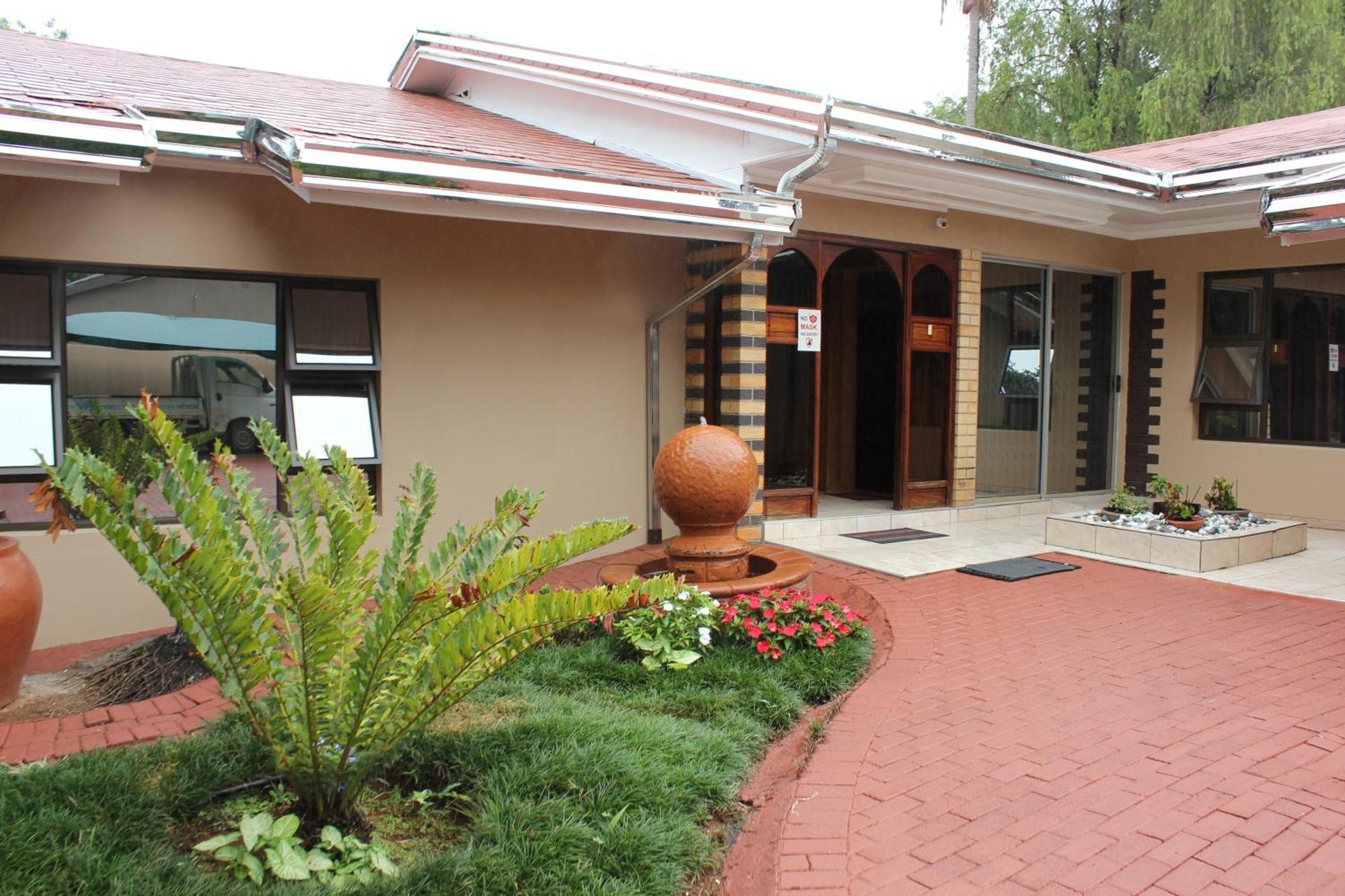 Tzaneen Guest House Exterior photo
